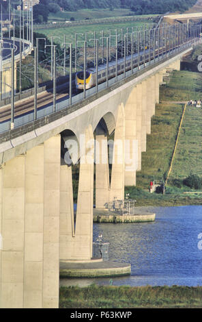 Medway High Speed Rail Bridge - Eurostar TGV, Kent, Großbritannien Stockfoto