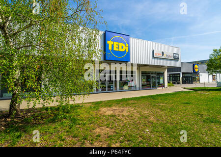 BERLIN, 22. APRIL 2018: Tedi - der Europäischen Kette von Non-food-Läden zu besonders günstigen Preisen. Stockfoto