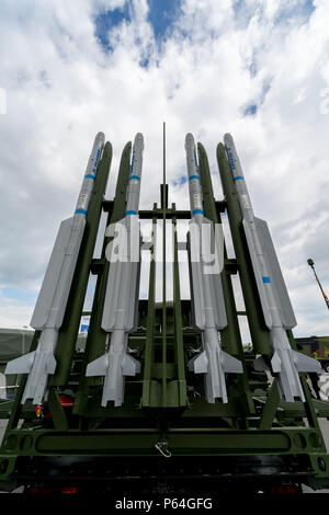 BERLIN, DEUTSCHLAND - 25 April 2018: IRIS-T SLS aussetzstation der Firma Diehl Defence. Ausstellung die ILA Berlin Air Show 2018 Stockfoto