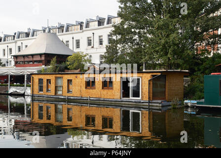 Hausboot günstig auf dem Grand Union Canal, West London, Großbritannien Stockfoto