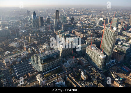 Luftaufnahme der Stadt London & 201 Bishopsgate Baustelle Stockfoto