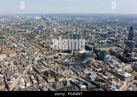 Luftaufnahme der Stadt London, 201 Bishopsgate Bau Stockfoto