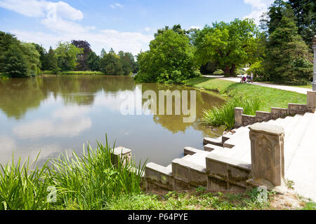 Zámecký rybník, zámek Lednice (UNESCO), LVA Lednicko-valtický areál, kraj, Okres Břeclav, Ceska Republika/Schloss See, Lednice Schloss Lednice - Valtice Stockfoto