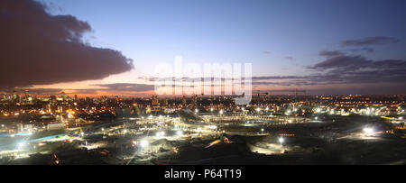 Olympiastadion während der Bauphase, Stratford, London, UK, Sonnenuntergang, Januar 2009, West suchen Stockfoto