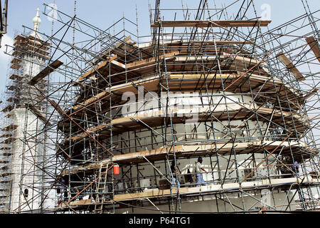 Die Große Moschee von Abu Dhabi im Bau, Dubai, Vereinigte Arabische Emirate, Dezember 2005. Bestimmt die größte Moschee der VAE zu sein (und evtl. t Stockfoto