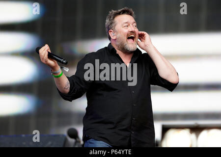 Guy Garvey von Elbow führt auf der Bühne des Barclaycard präsentiert Britische Sommerzeit Festival im Hyde Park am 8. Juli 2017 in London, England. Stockfoto