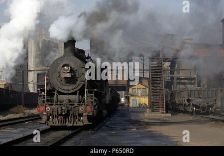 Eine chinesische SY 2-8-2 an Beichang Wäsche im November 2006. Stockfoto