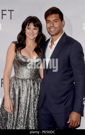 Weltpremiere von "Hilflos", gehalten im Regal LA Live in Los Angeles, Kalifornien. Mit: Shailene Woodley Wo: Los Angeles, Kalifornien, Vereinigte Staaten, wenn: 23. Mai 2018 Credit: Nicky Nelson/WENN.com Stockfoto