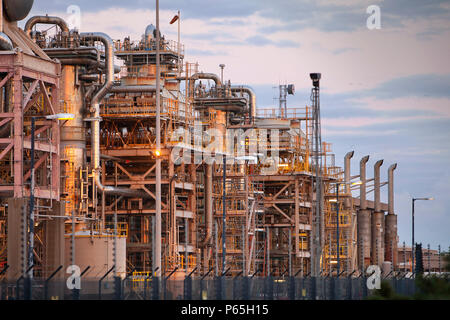 Eine Gasaufbereitungsanlage bei Rampside in der Nähe von Barrow in Furness, Großbritannien, dass Gas Prozesse aus der Morecambe Bay, Es ist einer der größten Gas-Anlage Stockfoto