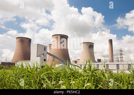 Fiddlers Ferry Kohlekraftwerk in der Nähe von Warrington, Großbritannien Stockfoto