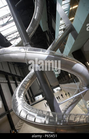 Die Turbinenhalle, Tate Modern, Southwark, London, UK Stockfoto