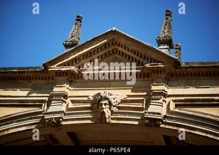 Leiter des Neptun in Stein gehauen auf der Keystone Badewanne England Großbritannien Stockfoto