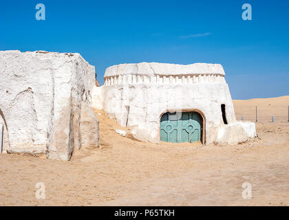 Tunesien, zwischen der Wüste Sahara und den Salzsee von Schott El Jerid. Kulisse für den Film Star Wars, die vierte Episode." Stockfoto