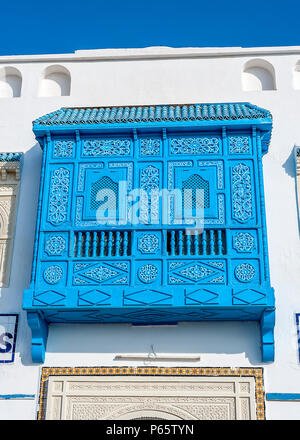 Tunesien Sousse, die Medina. Arabische Architektur ist reich an den Fassaden der Balkone von verschiedenen Arten, mit Ornamenten verziert. Stockfoto
