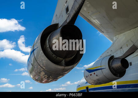 Turbofans Fortschritte D-18T der Strategischen airliner Antonov An-225 Mriya von Antonov Airlines. Ausstellung die ILA Berlin Air Show 2018 Stockfoto