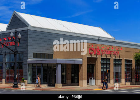 Lancaster, PA, USA - 25. Juni 2018: ein CVS-Store, in dem die grösste Apothekenkette von fast 10.000 Standorten in Nordamerika. Stockfoto