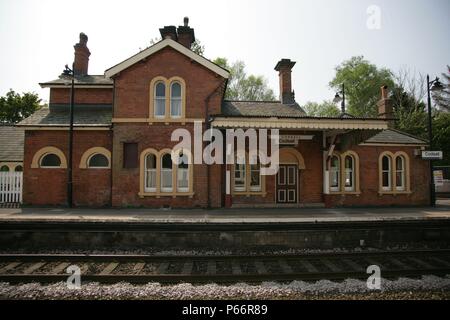 Hauptbahnhof Gebäude in Codsall, Staffordshire, nun in einen Pub und Restaurant umgewandelt. 2007 Stockfoto