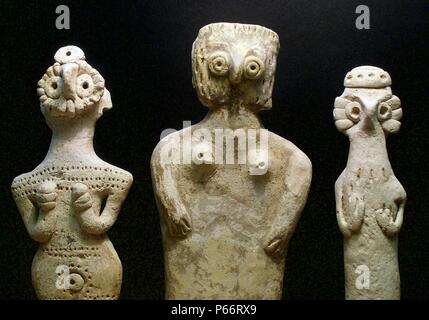 Alte Kunst: weibliche Terrakotta-Figuren, Nordsyrien, 2000 BC. Stockfoto