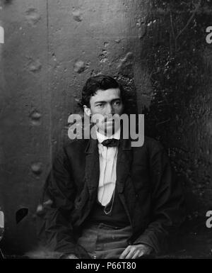 Samuel Fad Arnold (September 6, 1834 - September 21, 1906) wurde in der Handlung der Präsident Abraham Lincoln 1865 zu entführen. Er und die anderen Verschwörer, John Wilkes Booth, David Herold, Lewis Powell, Michael O'Laughlen und John surratt, Lincoln zu entführen und ihn für die Konföderierten Gefangenen in Washington D.C. auf diesem Foto hat Hintergründe von Dark Metal auszutauschen, und war vermutlich auf den Monitoren, U.S.S. Montauk und Saugus, wo die Verschwörer wurden für eine Zeit beschränkt. Stockfoto