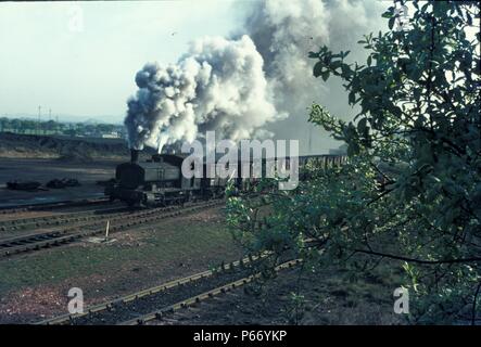 Bei Whitbank polkemmet Zeche in West Lanark Betrieben dieses Jahrgangs Andrew Barclay 0-6-0 ST 1900, Bau Nr. 885. Der Motor ist hier bei Polkemmet gesehen Stockfoto