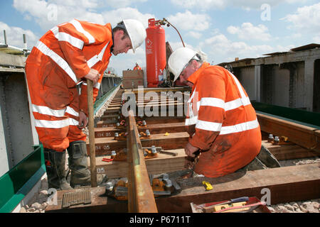 Titel ist auf der Brücke, Peterborough erneuert. Mai 2005 Stockfoto