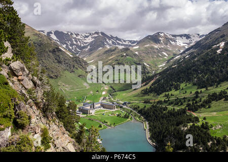 Blick über das Tal Vall de Nuria in der Pyreneean Berge, Katalonien, Spanien Stockfoto