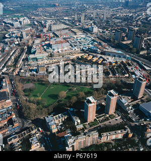 Luftaufnahme von Westfield Shopping Centre, Shepherds Bush, London, UK Stockfoto