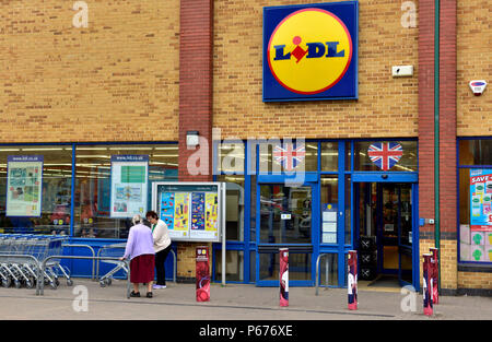 Außerhalb LIDL store Stockfoto