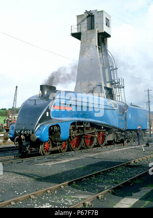 Carnforth. Nr. 4498 Sir Nigel Gresley für die shipton Carnforth Bein der Cumbrian Mountain Express vorbereitet. 11.09.1980. Stockfoto