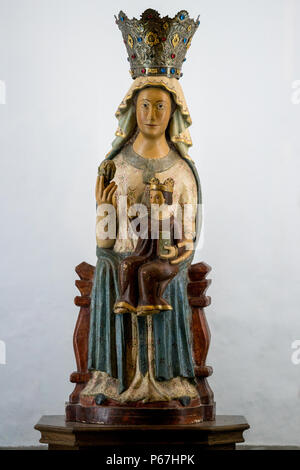 13. Jahrhundert Statue der Virgen de la Coronada aus St. Martin Kirche in Truhillo, Spanien Stockfoto