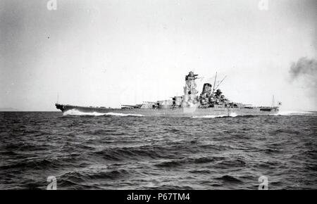 Foto der IJN Yamato die Leitung Schiff Der yamato Klasse von Schlachtschiffen, die mit der Kaiserlichen Japanischen Marine während des Zweiten Weltkriegs diente Vom 1941 Stockfoto