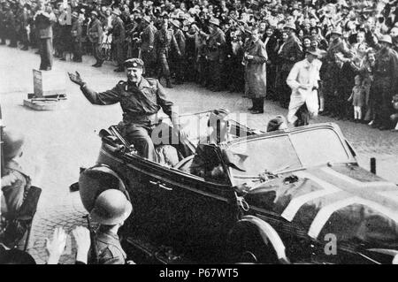 Prinz Olav von Norwegen kehrt heim nach der Befreiung von Norwegen nach dem zweiten Weltkrieg Stockfoto