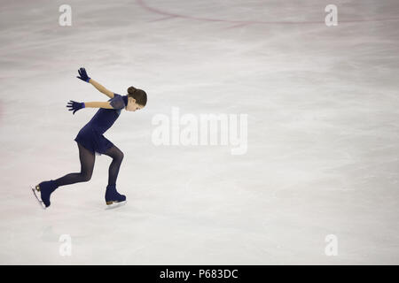 Belarus, Gomel, 3. März 2018. Ice Palace. Wettbewerbe im Eiskunstlauf bei Kindern Stockfoto