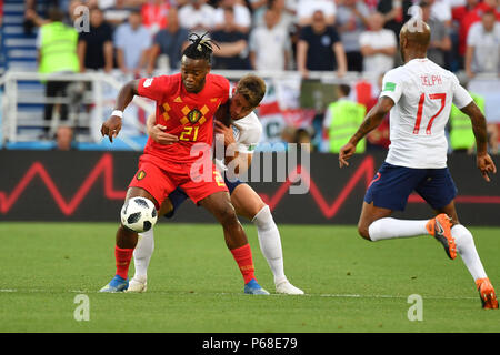 Kaliningrad, Russland. 28 Juni, 2018. Michy BATSHUAYI (BEL), Aktion, Duelle gegen Gary CAHILL (ENG). England (ENG) - Belgien (BEL 0-1, Vorrunde, Gruppe G, Match 45 in 28/06/in Kaliningrad Kaliningrad, Arena Fußball WM 2018 2018 in Russland von 14/06 bis 15/07/2018. | Verwendung der weltweiten Kredit: dpa/Alamy leben Nachrichten Stockfoto