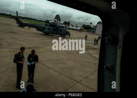 BUTTERWORTH, MALAYSIA - 29. Juni: der Royal Australian Air Force (RMAF) außerhalb des C 17 Royal Australian Air Force (RAAF) Flugzeuge in Conjuntion das 60-jährige Jubiläum der Zusammenarbeit zwischen Royal Malaysia Air Force (RMAF) und die raaf in Butterworth Air Base, Malaysia am 29. Juni 2018 zu sehen sind. Royal Australian Air Force Butterworth, offiziell den Betrieb auf Juni 1958 während der japanischen Invasion nach dem Ende des Zweiten Weltkrieges, heute mehr als 167 Air Force zwischen RAAF und RMAF ein Teil in dieser Feierlichkeiten. Foto von Samsul sagte/NipponNews (Malaysia). Stockfoto