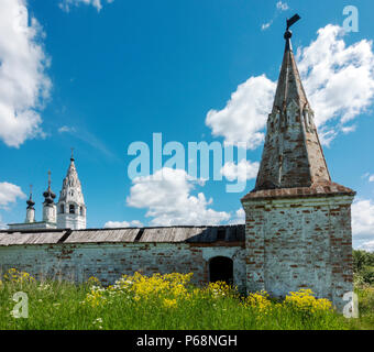 Alexander Kloster in Susdal, am linken Ufer des Flusses Kamenka und der Legende nach, wurde im Jahre 1240 von Alexander Nevsky gegründet. Suzdal, Stockfoto