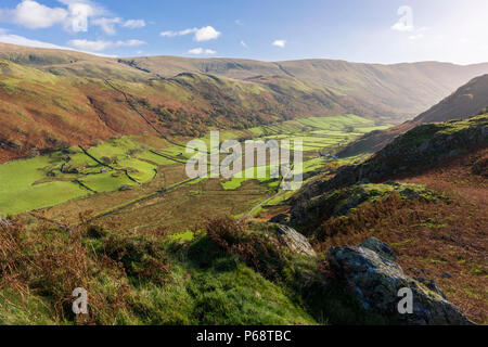 Der Blick entlang der Martindale Tal vom nördlichen Ende der Wfb fiel im Nationalpark Lake District, Cumbria, England. Stockfoto