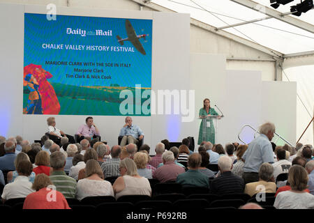 Chalke Tal Geschichte Festival, Wiltshire, UK, 28. Juni 2018, Guy Peterson/Alamy leben Nachrichten Stockfoto