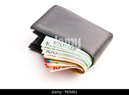 Wallet mit Euro-banknoten auf weißem Hintergrund. Stockfoto