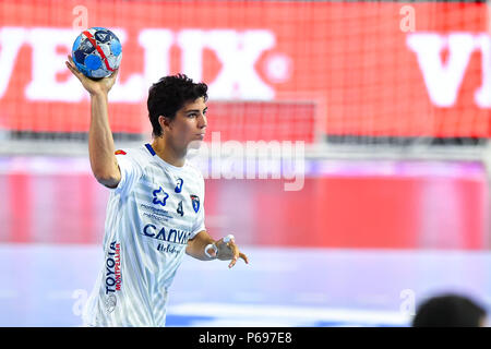 HC Vardar Skopje v Montpellier HB, Champions League Handball Halbfinale in Köln, Deutschland Mit: Diego Simonet Wo: Kolonia, Deutschland Wann: 26. Mai 2018 Credit: Newspix.pl WENN.com ** Nur für die Veröffentlichung in Großbritannien, den USA, Deutschland, Österreich, Schweiz ** verfügbar Stockfoto