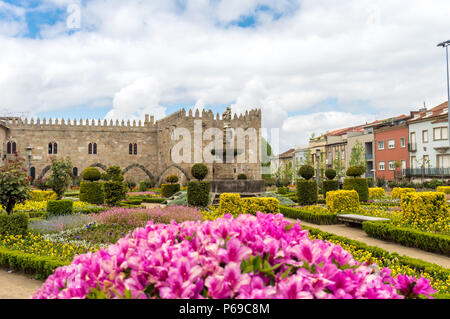 Braga, Portugal - 27. April 2018: das Erzbischöfliche Palais Garten in Braga, Portugal Stockfoto