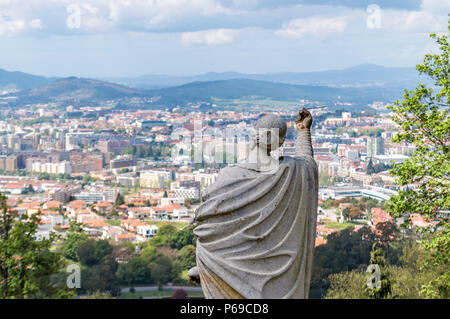 Braga, Portugal von oben an der 'Bom Jesus do Monte' Heiligtum gesehen Stockfoto