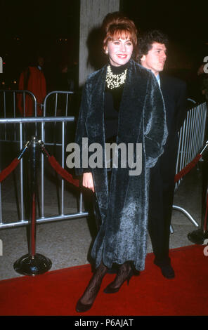 CENTURY CITY, CA - 11. Dezember: Schauspielerin Kate Nelligan besucht "der Prinz der Gezeiten' Premiere am Dezember 11, 1991 Cineplex Odeon Century Plaza Kinos in Century City, Kalifornien. Foto von Barry King/Alamy Stock Foto Stockfoto