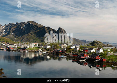 Reine Fischerdorf, Lofoten, Norwegen. Stockfoto