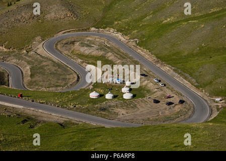 Kasachische Jurten in der Nähe von Sayram See, Xinjiang, China Stockfoto