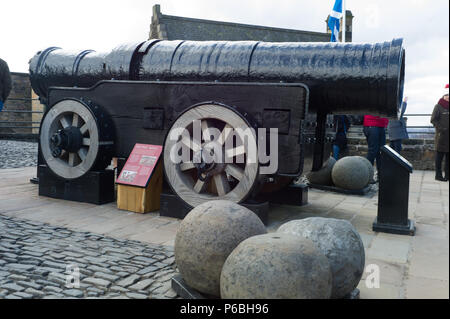 Mons Meg mittelalterliche Kanone auf das Schloss Edinburgh Schottland Stockfoto