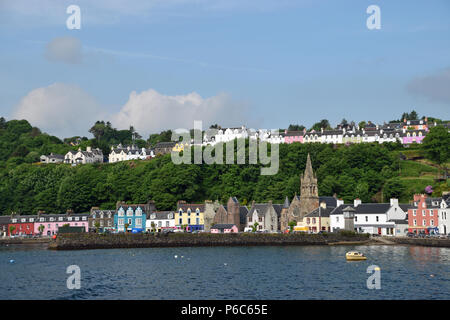 Bunte Stadt von Tobermory Stockfoto