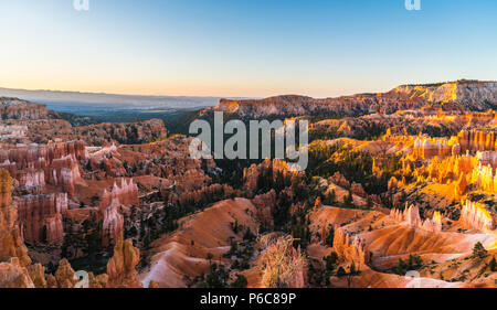 Bryce Canyon National Park, beim Sonnenaufgang, Utah, USA. Stockfoto