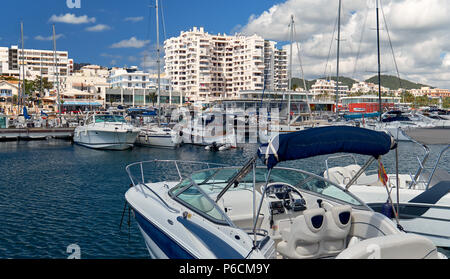 Hafen von Playa de Palma. San Antonio (Sant Antoni) ist die zweitgrößte Stadt auf Ibiza. Balearen. Spanien Stockfoto