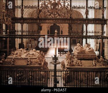 REYES CATOLICOS. FERNANDO II. von Aragon E ISABEL I DE CASTILLA. SEPULCRO EN LA CAPILLA REAL DE GRANADA. OBRA ESCULTORICA DE DOMENICO FANCELLI. Stockfoto